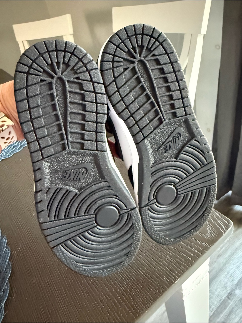 Nike Dunk Kids Black and White Low-Top - Picture 3 of 4